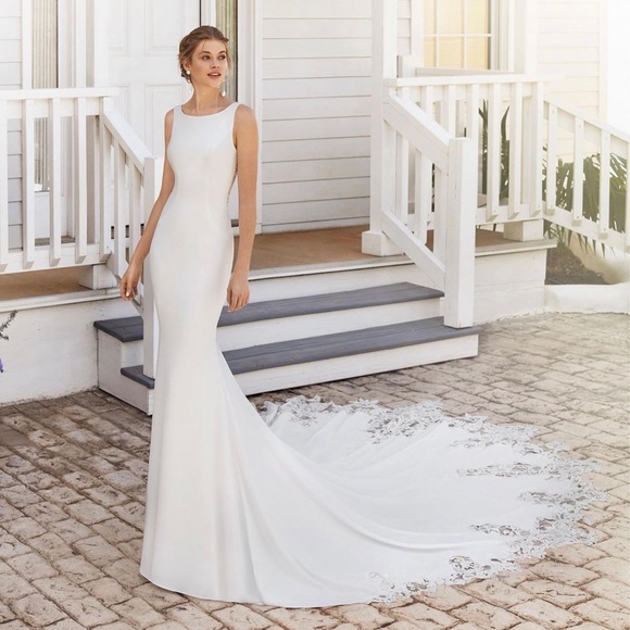 Rosa Clara Carola Wedding Gown Size 2, NWT, un-altered, never worn! - Picture 12 of 17